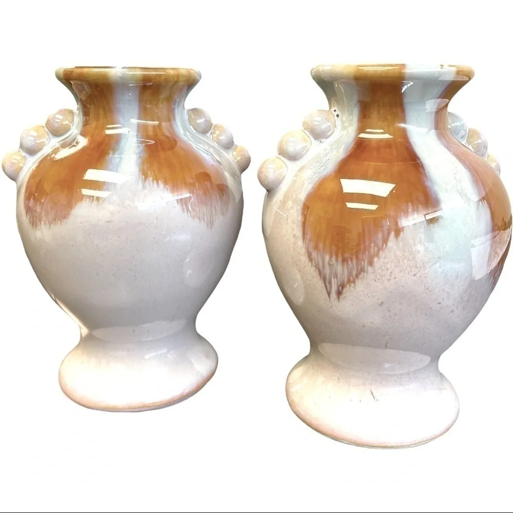 𝅺set of two vintage vases, petite 5 inches, stamp Japan, signed, but not legible